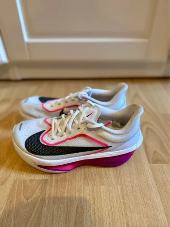 Used Nike Zoom Fly bike — image 2 of 6