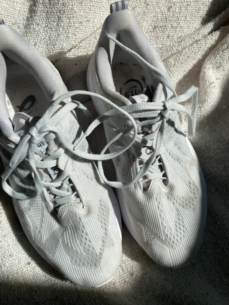 Gebrauchtes Asics Novablast bike — Bild 4 von 6