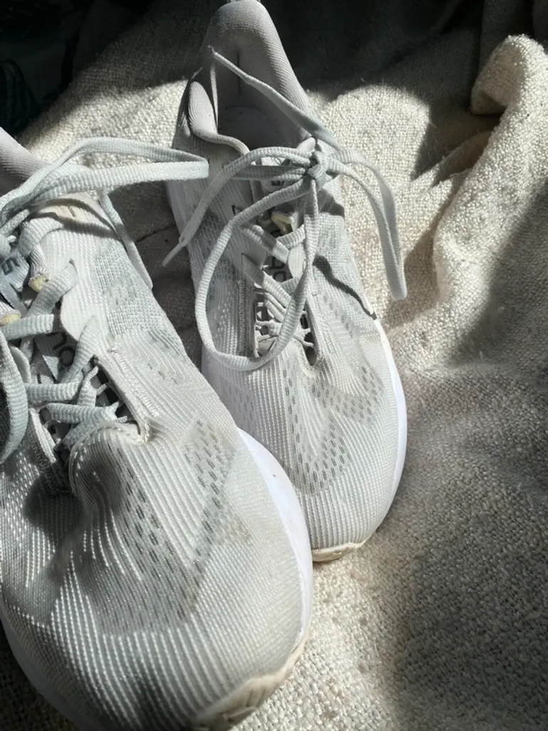 Gebrauchtes Asics Novablast bike — Bild 5 von 6