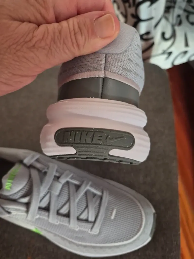 Tweedehands Nike Baskets bike — afbeelding 3 van 7