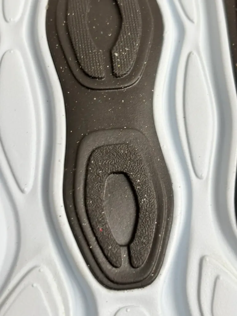 Used New Balance Fresh Foam X More v5 bike — image 13 of 15