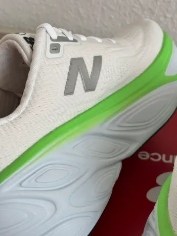 Used New Balance Fresh Foam X More v5 bike — image 15 of 15