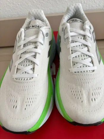 Used New Balance Fresh Foam X More v5 bike — image 8 of 15