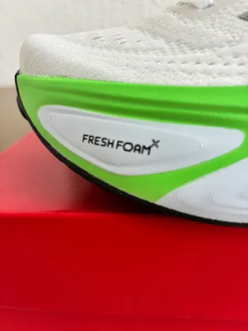 Used New Balance Fresh Foam X More v5 bike — image 3 of 15