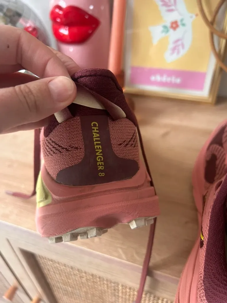 Used Hoka Challenger 8 bike — image 6 of 6