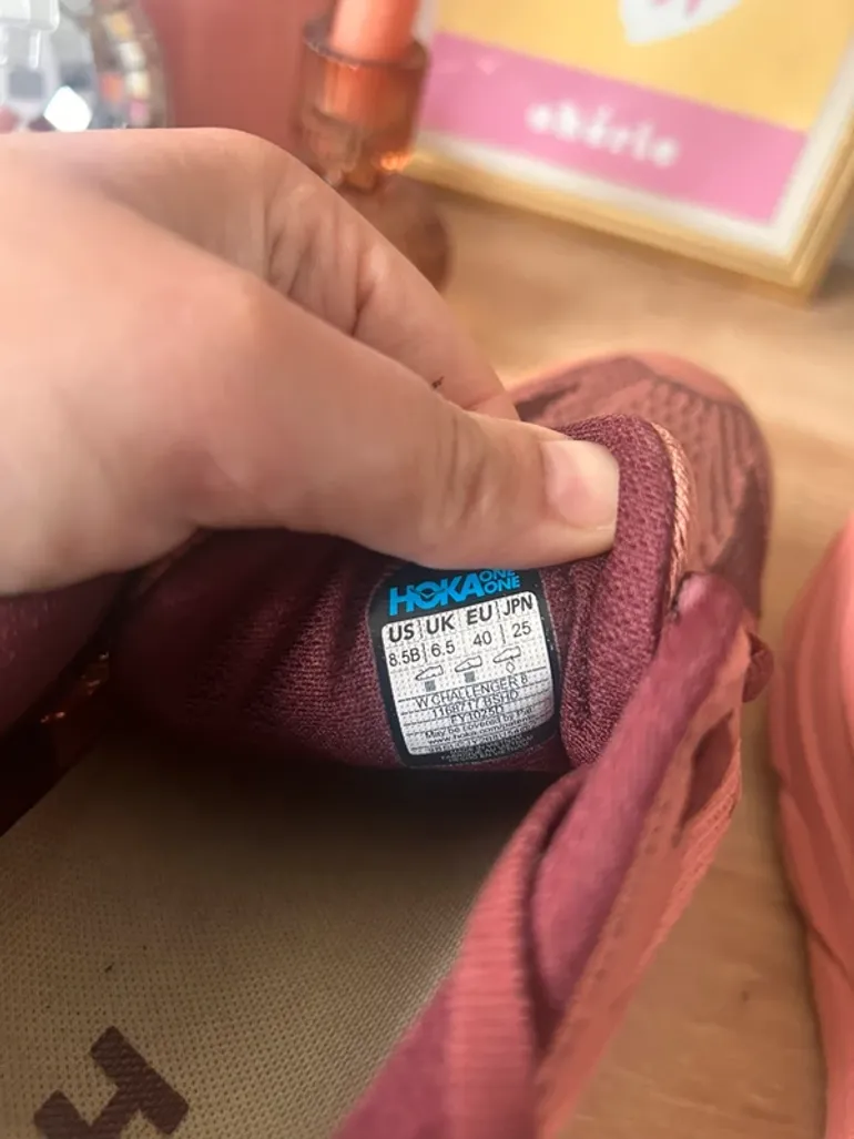Used Hoka Challenger 8 bike — image 5 of 6