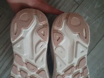 Used Hoka Clifton 9 bike — image 4 of 7