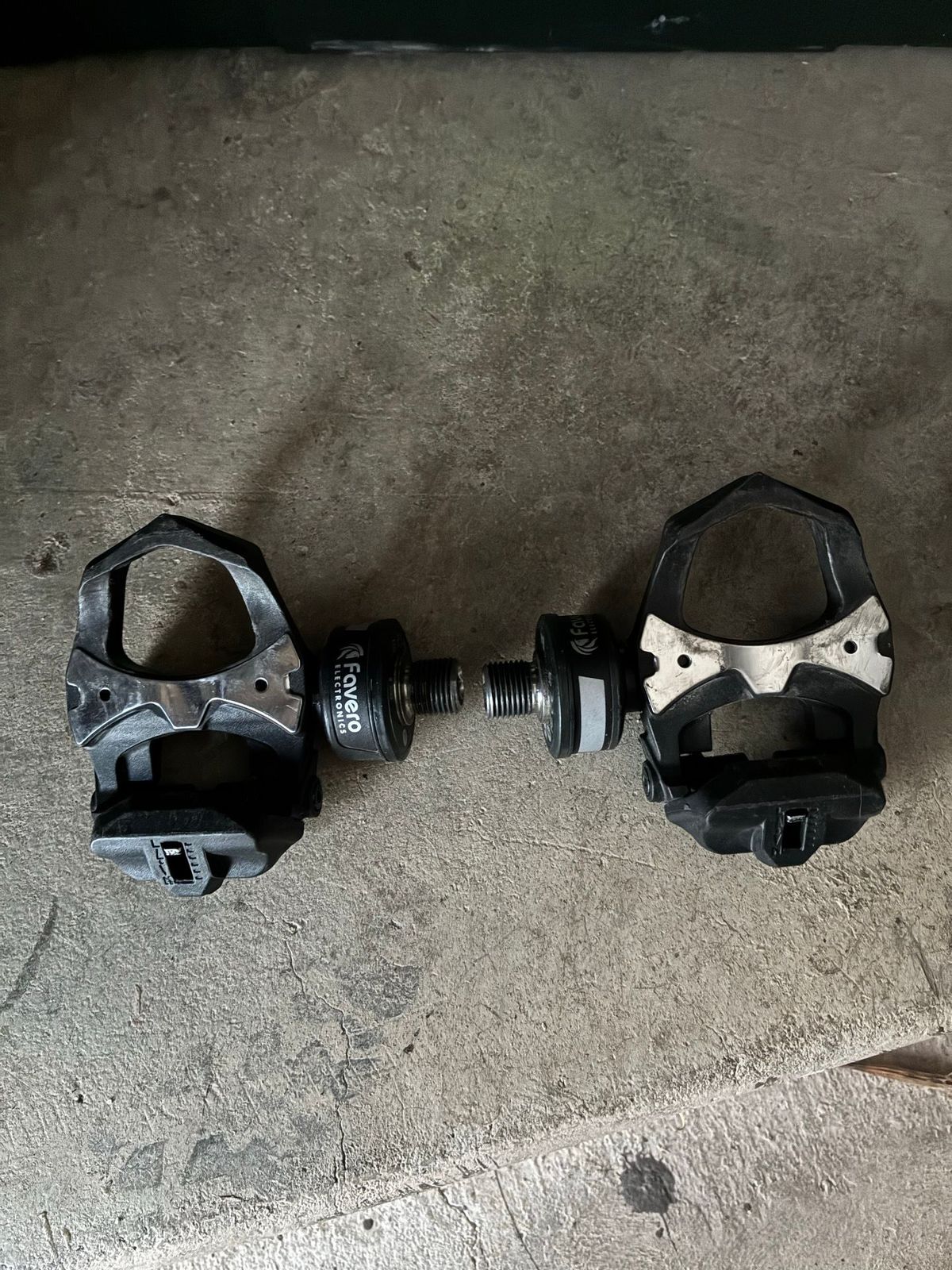Favero Assioma Duo Pedals | buycycle