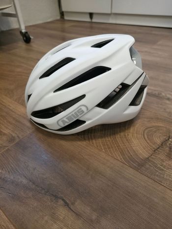 Used ABUS StormChaser Helmet 2025 Cycling Accessories