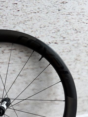 Used Roval CL 50 Wheelset 2024 bike — image 7 of 11