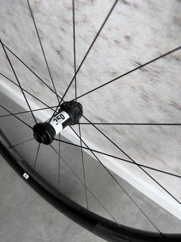 Used Roval CL 50 Wheelset 2024 bike — image 8 of 11