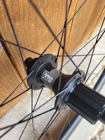 Used Specialized Roval C38 2025 bike — image 6 of 9