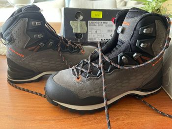 Käytetty Lowa cadin gtx Volleyball