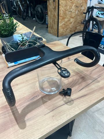 Used aurum Integrated Handlebar 2026 bike — image 1 of 3