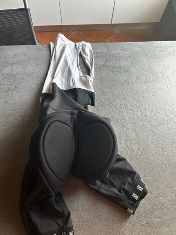 Gebrauchtes Rapha Pro Team Bib Shorts 2025 bike — Bild 2 von 2