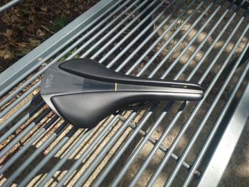 Used Fizik Antares 00 Versus Evo Saddles & Seatposts