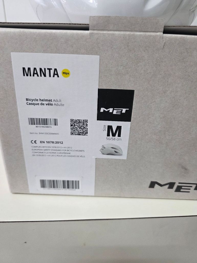 Brugt MET Manta MIPS Helmet 2026 bike — billede 5 af 5