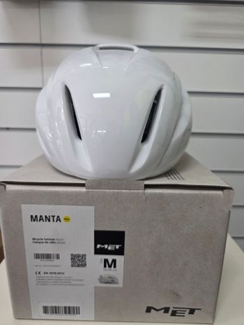 Used MET Manta MIPS Helmet 2026 Cycling Accessories