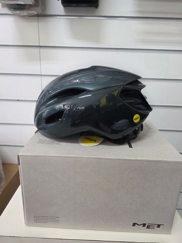 MET Manta MIPS Helmet 2026 bike usato — immagine 2 di 5