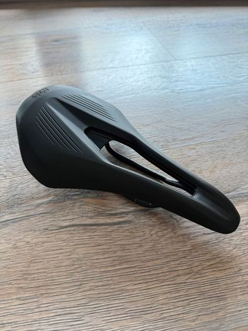 Used Fizik Vento Argo R5 2026 Saddles & Seatposts