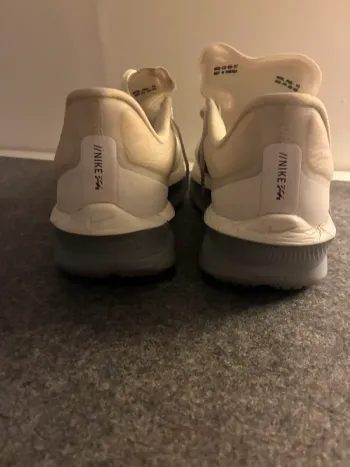 Used Nike Zoom Fly 6 bike — image 3 of 4