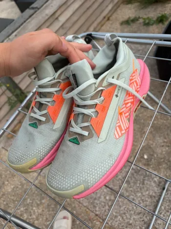 Nike Pegasus Trail 5 Gore-Tex bike d'occasion — image 3 sur 5