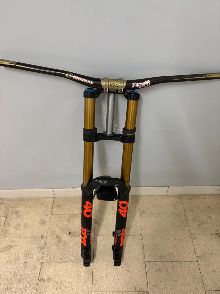 Used Fox 40 Fork 2024 bike — image 5 of 6