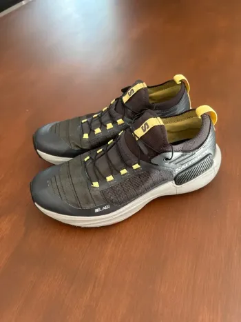 Used Genesis S/Lab Running Shoes