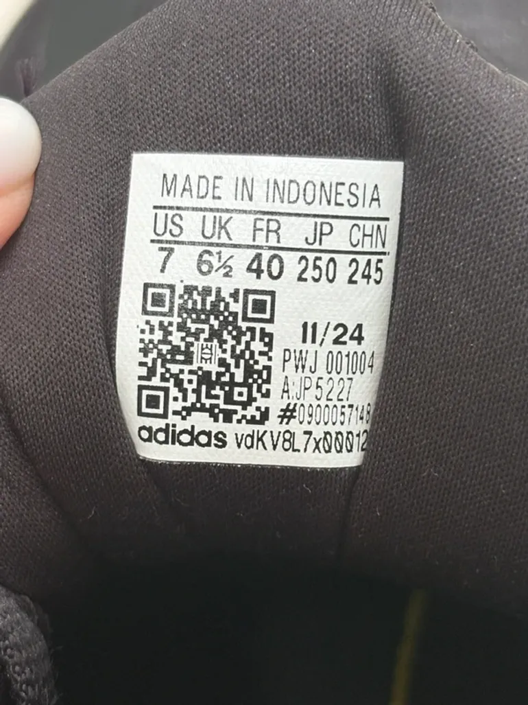 Used Adidas alphaedge + bike — image 4 of 4