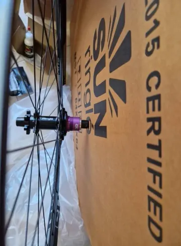 Tweedehands Sunringle Duroc 30 Pro 2026 bike — afbeelding 10 van 15