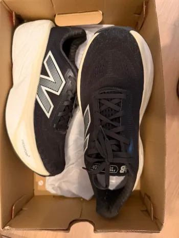 Used New Balance Fresh Foam X More V5 Running Shoes