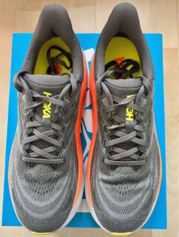 Used Hoka Arahi 8 bike — image 2 of 2