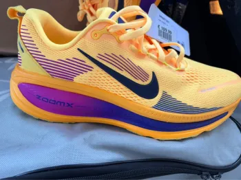 Gebrauchtes Nike ZoomX Invincible Run Flyknit 3 bike — Bild 3 von 7