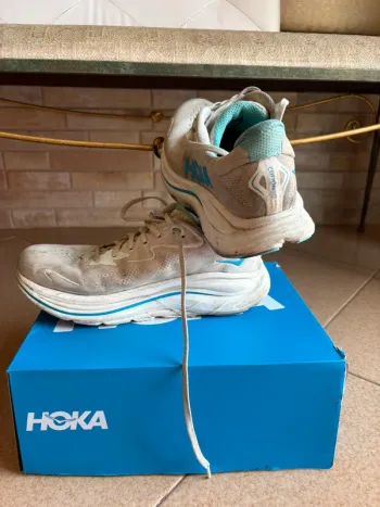 Used Hoka Clifton 10 bike — image 3 of 10