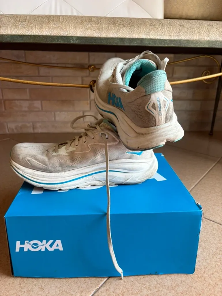 Used Hoka Clifton 10 bike — image 3 of 10