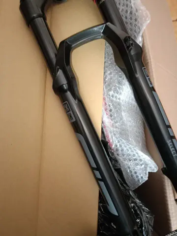 Used RockShox SID Select Charger RL 2026 bike — image 15 of 16