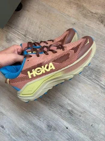 Tweedehands Hoka Trailrunning Shoes bike — afbeelding 2 van 6