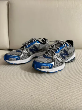 Used New Balance 880 bike — image 2 of 7