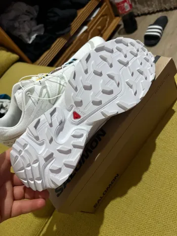 Used Salomon sneakers bike — image 3 of 9