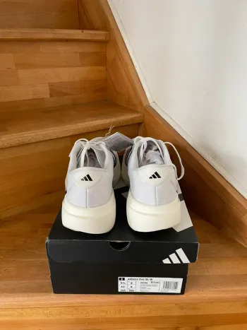 Used Adidas Adizero Evo SL bike — image 5 of 9
