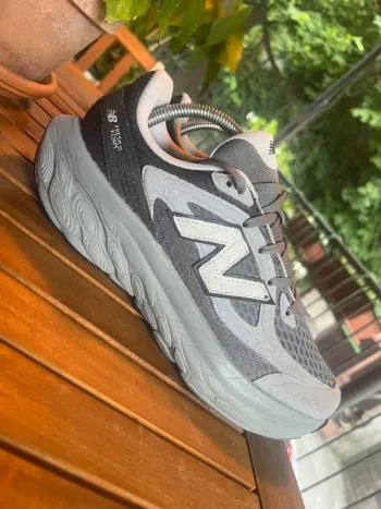 Używany New Balance UTRN Fresh Foam Running Shoes