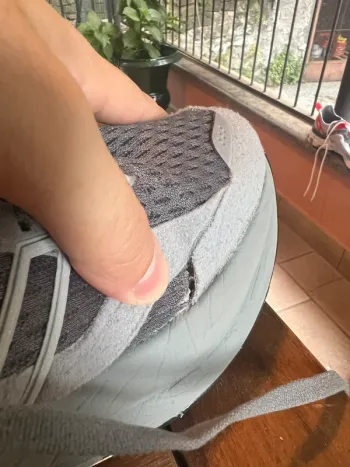 Używany New Balance UTRN Fresh Foam bike — zdjęcie 9 z 9