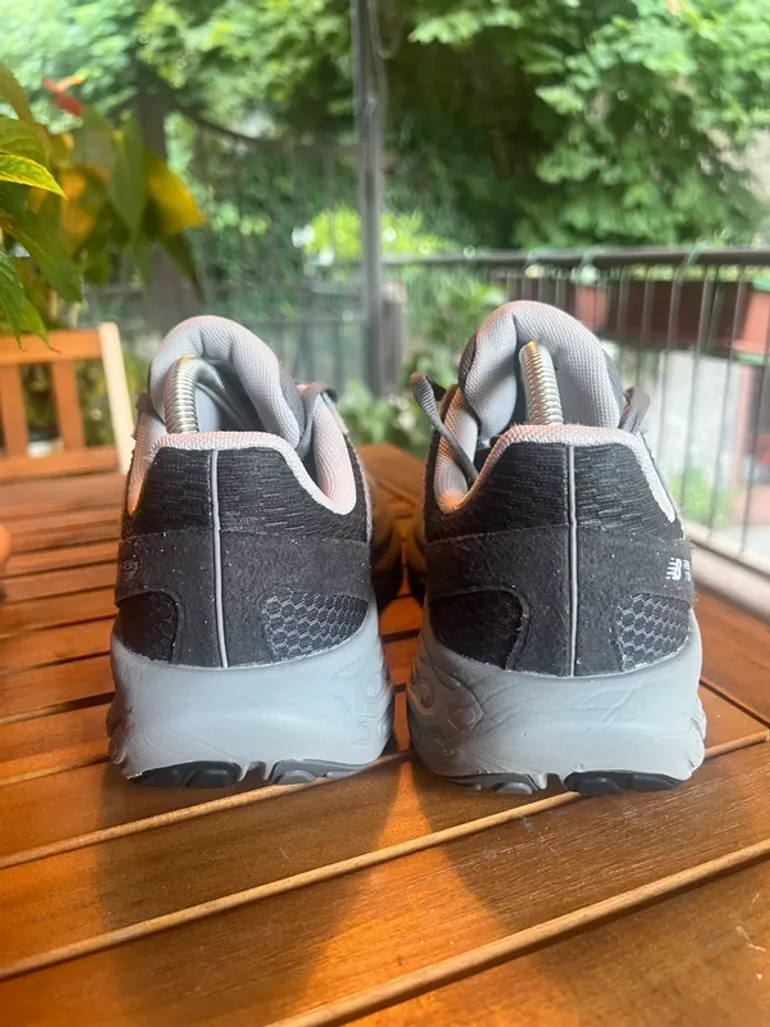 Używany New Balance UTRN Fresh Foam bike — zdjęcie 5 z 9