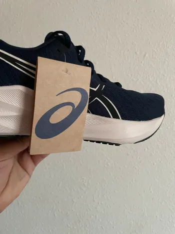 Tweedehands Asics Versablast 4 bike — afbeelding 7 van 10