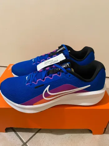 Used Nike Running Shoes bike — image 5 of 8
