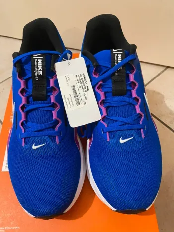 Used Nike Running Shoes bike — image 4 of 8