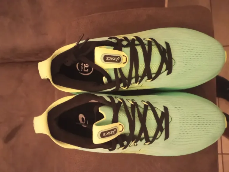 Gebrauchtes Asics Novablast 28 bike — Bild 2 von 3