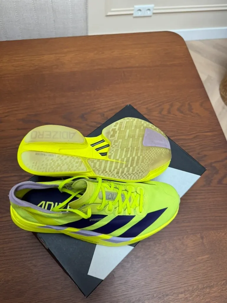 Używany Adidas Adizero Adios Pro 4 bike — zdjęcie 6 z 11