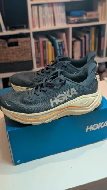 Used Hoka Challenger 8 Running Shoes