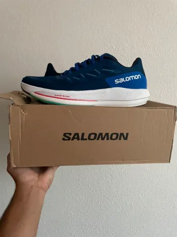 Used Salomon Spectur Running Shoes